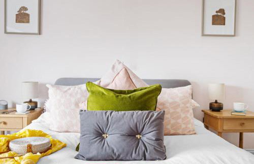 Bumble Cottage, Torcross - Heart of Torcross - Log burner - Ley views - Foto 20