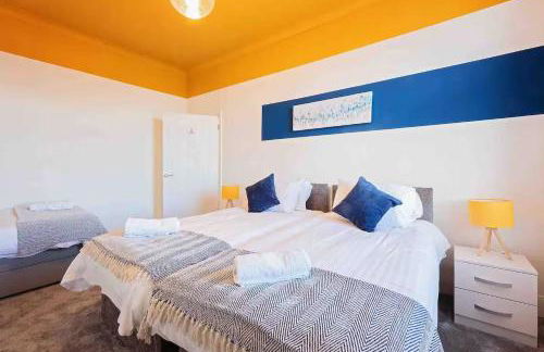 Stanley-3 Bdrm House Ideal for Contractors Near Beach - Foto 11