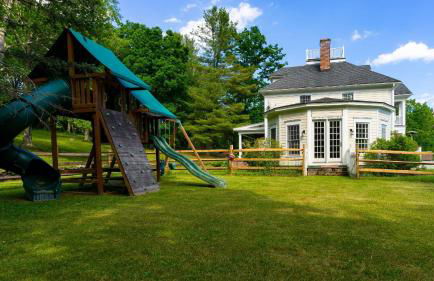 Secluded Estate Optional Guest House, Pond, Playroom, Gym & Theater Sunny Pond by Avantstay - Foto 120