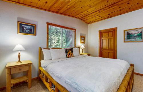 Happy Family Cozy Cabin - Photo 19