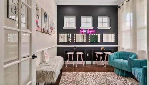 Poolside Tampa Stay- Game Room & Glam Room- Pool- Darts- Pool Table- Next to MacDill AFB - Foto 5