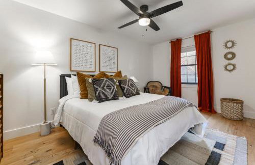 Smokys Landing Disc Golf Game Room Hot Tub - Photo 15