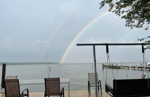 Waterfront Home with Private Beach, Stunning Views - Foto 18