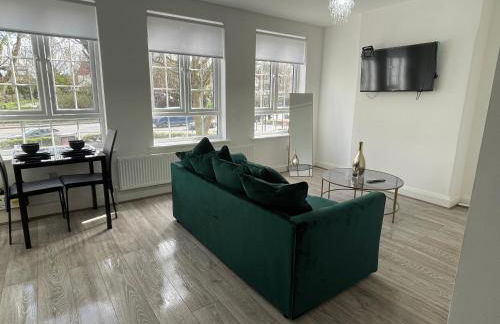Immaculate 1-bed Apartment in Orpington - Photo 2