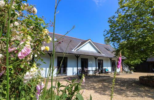 The Coach House - Photo 1