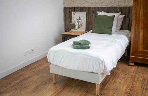 CENTER PARCS à 5min - Idéal Familles & Groupes - 3 parkings - Piscine - Jardin clos - Au calme - Châteaux de la Loire - Foto 34