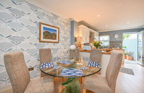 Lisburne Place - Luxury Three Bedroom Town House - Photo 38