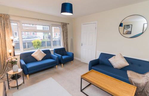 Perfect for Contractors & Families & Free Parking - Foto 9