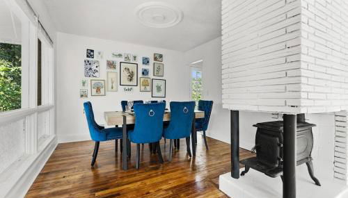 Orange Pit - 3BD 2BA Luxury Retreat - West Cola - Photo 4