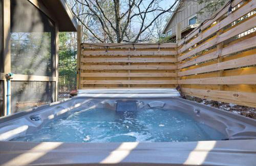 Whispering Pines Cabin Hot Tub Near Ski - Foto 2