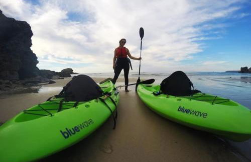 Beach Lovers Paradise in Portreath - With Sea Views & Log Burner just 100m from beach - Photo 13