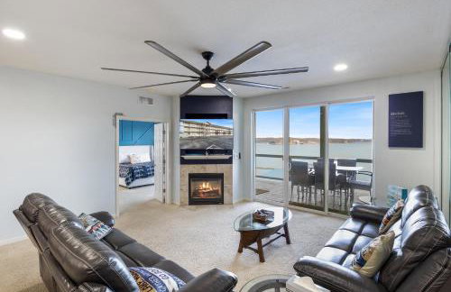 Nautical-Inspired Lakefront Unit w/ Awesome Views - Foto 6