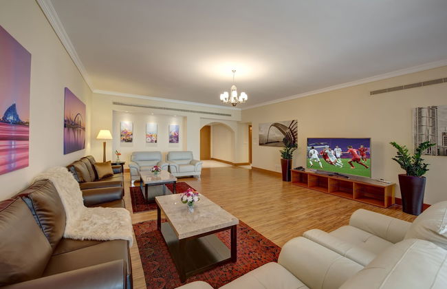 J5 Villas Holiday Homes - Barsha Gardens - Photo 10