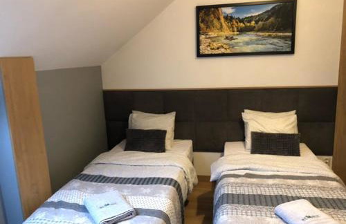 Willa Jagoda duży domek w górach 12-15 osób,jacuzzi, kominek,bilard - Foto 29