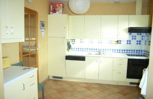 REF 034 Maison deux chambres pour cinq personnes proche Golfe du Morbihan LE MONTENO ARZON - Foto 8