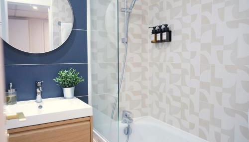 Pop Appart - Expo Paris Porte de Versailles - Balcon - Climatisation - Parking - Foto 5, Shower