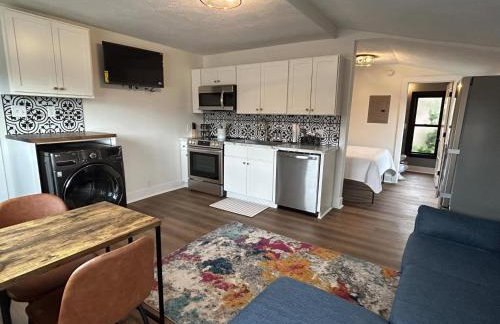 Victorian Queen Getaway Unit C Washerdryer - Foto 1