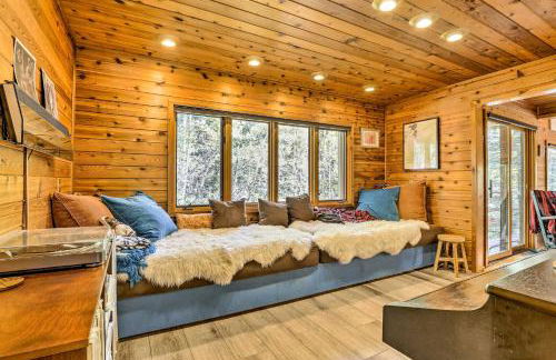 Tranquil Dumont Home with Creek and Mtn Views! - Foto 10