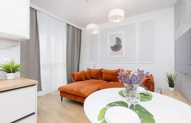 Apartment Warsaw Złoty Potok by Renters - Photo 16