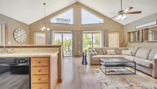 Playing Hooky Cabin at Bridges Bay Resort - Foto 2