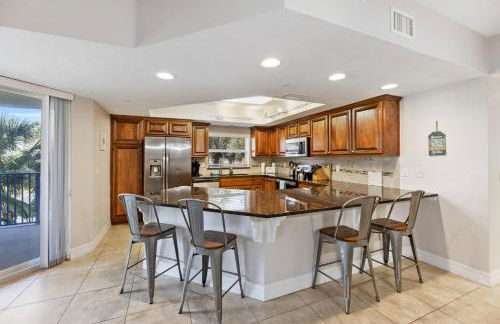 Ocean View Next to Pool and Amenities Corner Unit 3 Balconies OW20-201 - Foto 3