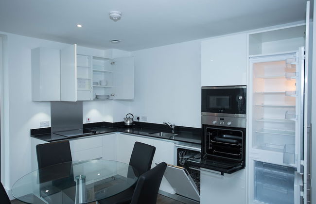 High view 2 Bedroom apt - Woolwich - Photo 16