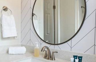 Super Cozy Entire House Near Downtown - Book Now !! - Foto 34