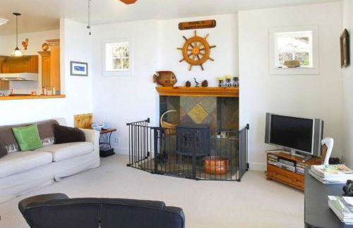 Serene Coastal Retreat Clark's Cove - Foto 39