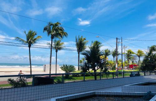 Apto com vista mar PÉ NA AREIA - Foto 6