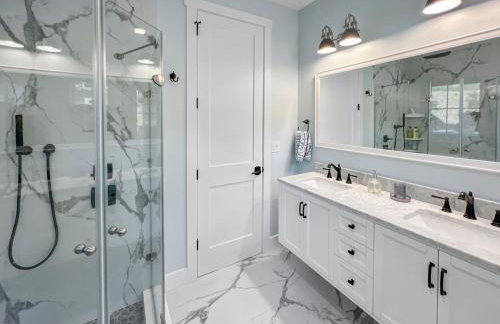 Lakeside Lodge with Studio Apartment - Foto 29
