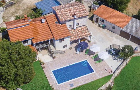 Two-Bedroom Holiday Home In Svetvincenat - Foto 5