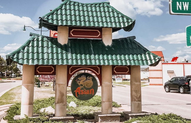 Hidden Comfort Studio Near Plaza District - Photo 15