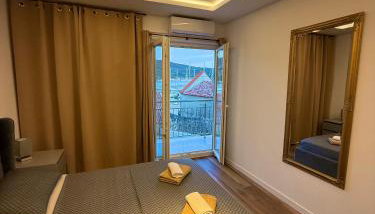 Villa Lungomare-Large Waterfront Apartment -Lungomare Promenade 6 - Foto 3