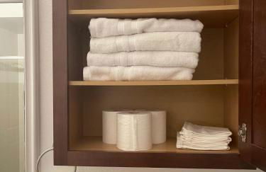 Convenient Spacious 2Bed 2Bath - Foto 14