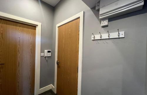 1 bed Apt close to Leeds Arena Sleeps up to 4 people F3 - Photo 11