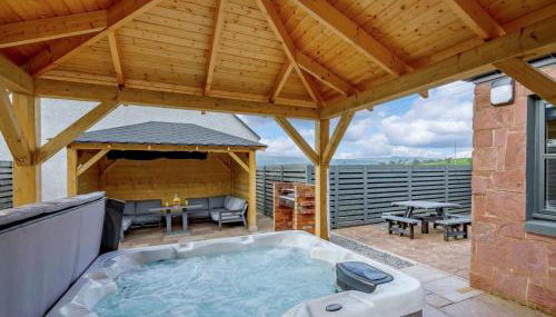 Westertonhill Lodge - 3 Double Bedrooms Sleeps 8 With Private Hot Tub Hire Available - Foto 2