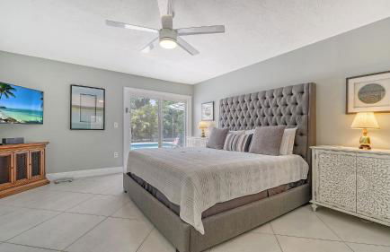 Beautiful Home - Oasis Backyard with Heat Pool - Foto 14