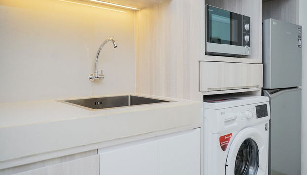 Cozy And Homey Studio At Bintaro Embarcadero Apartment - Foto 4, Cocina privada