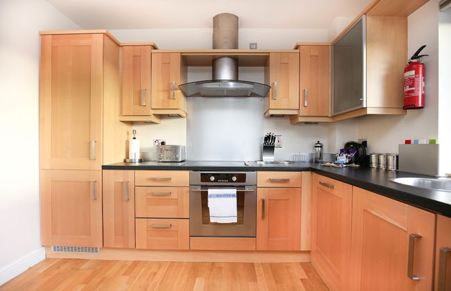 Fenwick Chambers - By Week2Week - Photo 10