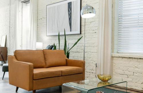 Modern Loft-Style Retreat Near Blenko Glass in Milton, WV - Foto 1