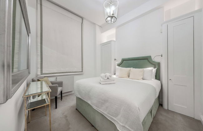 The Knightsbridge Residences - Photo 25