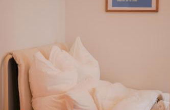 AHOI HOMES - Stilvoller Altbau im Herzen Kiels - Foto 4