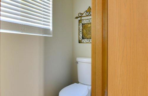 Charming Hidden Valley Resort Home Walk to Slopes - Foto 16