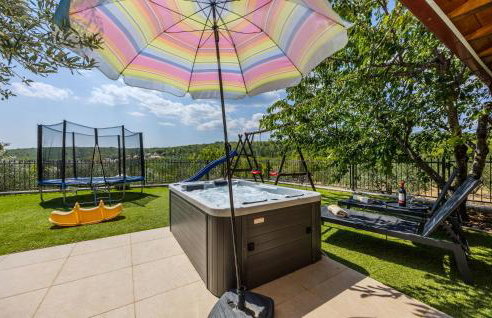 Three-Bedroom Holiday Home In Katuni - Foto 4