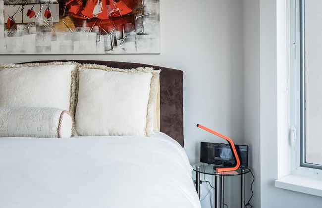 QuickStay - Luxury Executive in Yorkville (Yonge & Bloor) - Photo 5