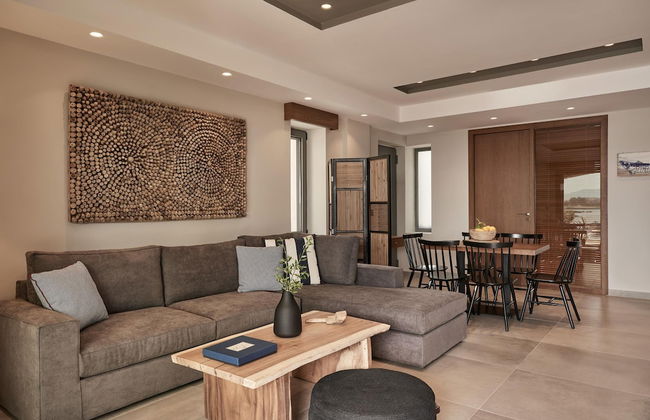 Beachfront Alassa Villas w Private Pools Complex - Foto 11