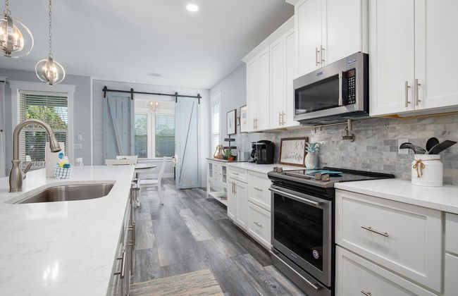 Gorgeous 3bd/2.5ba NEW Home w/ Private Heated Pool Steps From Beach! - Foto 5