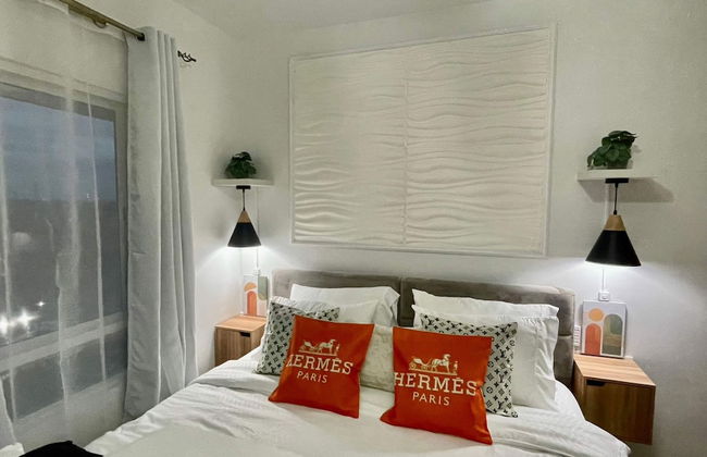 Mesavirre Bacolod | Elegantly Furnished 1BDM w/Balcony @ LOPEZ LUX. - Foto 6