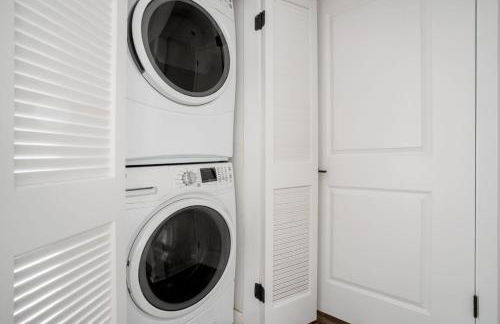 Blueground Fairfax jacuzzi nr La Brea Tar Pits LAX-1100 - Foto 15