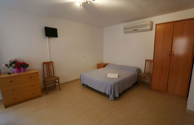 Royal Inn Aparthotel - Photo 22